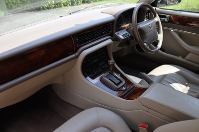 Lot 18 - 1995 Jaguar XJ6 3.2 Sovereign