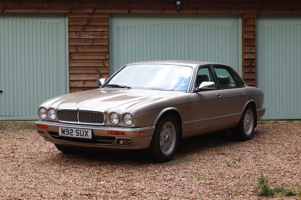 Lot 18 - 1995 Jaguar XJ6 3.2 Sovereign
