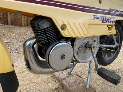 Lot 120 - 1976 Motobécane Mobylette Mobyx