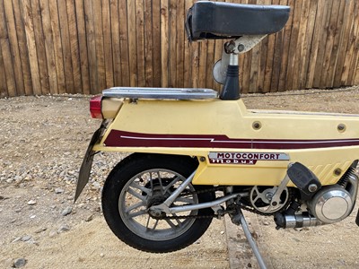 Lot 120 - 1976 Motobécane Mobylette Mobyx