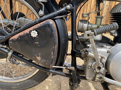 Lot 329 - 1950 Ambassador Series V