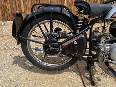 Lot 329 - 1950 Ambassador Series V