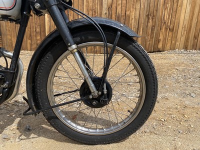 Lot 329 - 1950 Ambassador Series V