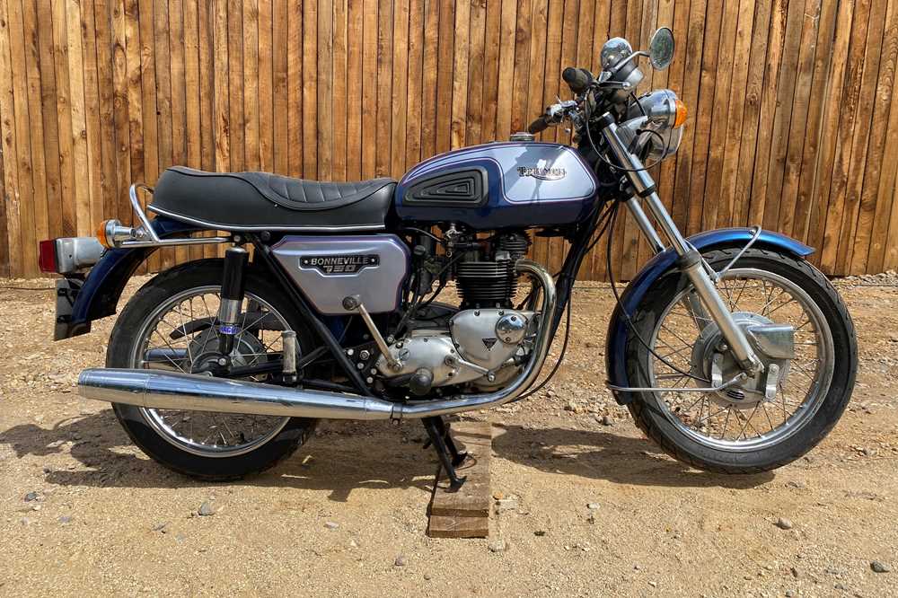 Lot 324 - 1974 Triumph Bonneville T140V