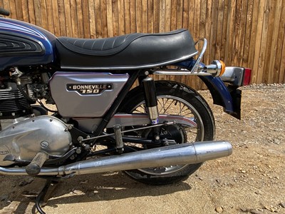 Lot 324 - 1974 Triumph Bonneville T140V