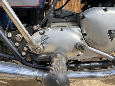 Lot 324 - 1974 Triumph Bonneville T140V