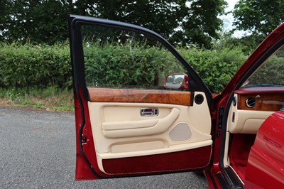 Lot 28 - 2000 Bentley Arnage Red Label