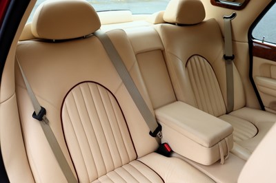 Lot 28 - 2000 Bentley Arnage Red Label