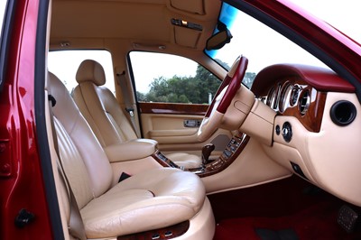 Lot 28 - 2000 Bentley Arnage Red Label