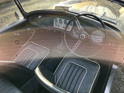 Lot 68 - 1960 Daimler SP250 'Dart'