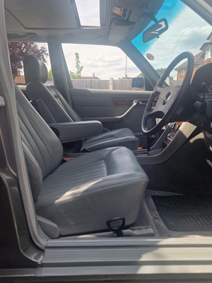 Lot 92 - 1988 Mercedes-Benz 500 SE