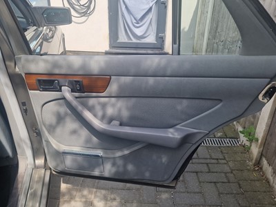 Lot 92 - 1988 Mercedes-Benz 500 SE