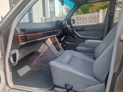 Lot 92 - 1988 Mercedes-Benz 500 SE