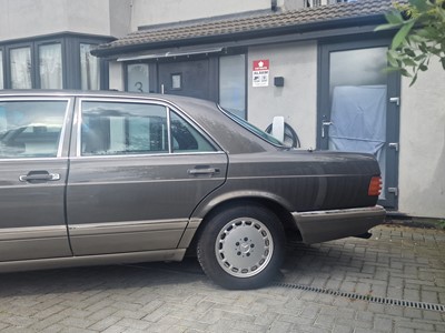 Lot 92 - 1988 Mercedes-Benz 500 SE
