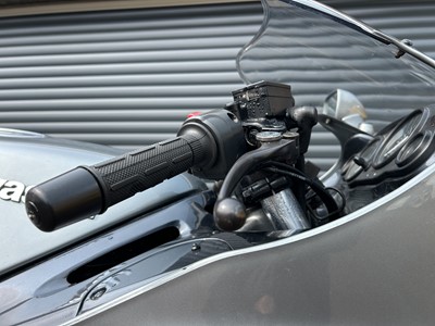 Lot 395 - 1997 Kawasaki Ninja ZZ-R1100