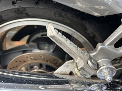 Lot 395 - 1997 Kawasaki Ninja ZZ-R1100