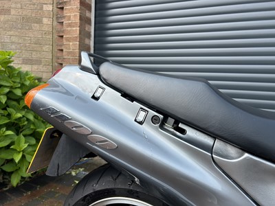 Lot 395 - 1997 Kawasaki Ninja ZZ-R1100