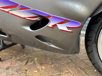 Lot 395 - 1997 Kawasaki Ninja ZZ-R1100