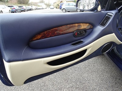 Lot 91 - 1998 Aston Martin DB7 Volante