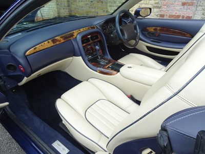 Lot 91 - 1998 Aston Martin DB7 Volante