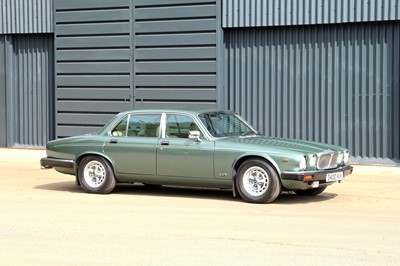 Lot 65 - 1986 Daimler Double Six