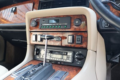 Lot 65 - 1986 Daimler Double Six