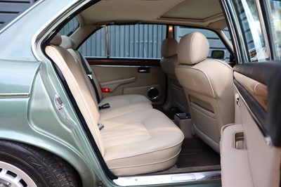 Lot 65 - 1986 Daimler Double Six