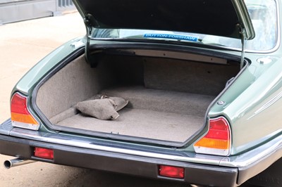 Lot 65 - 1986 Daimler Double Six