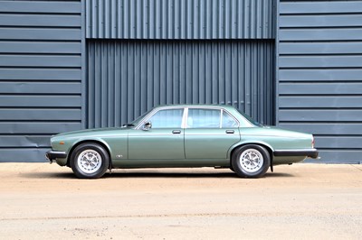 Lot 65 - 1986 Daimler Double Six