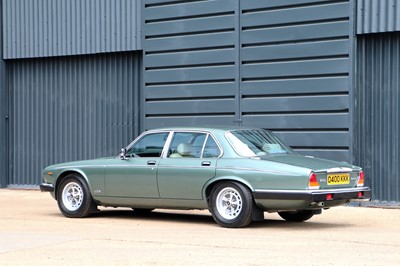 Lot 65 - 1986 Daimler Double Six