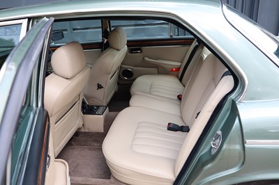 Lot 65 - 1986 Daimler Double Six