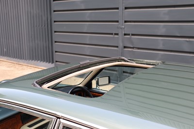 Lot 65 - 1986 Daimler Double Six