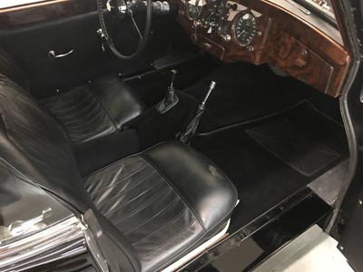 Lot 98 - 1953 Jaguar XK120 SE Fixed Head Coupe