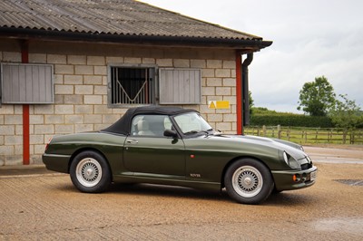 Lot 95 - 1997 MG RV8