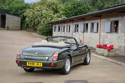 Lot 95 - 1997 MG RV8