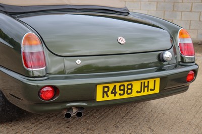 Lot 95 - 1997 MG RV8