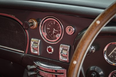Lot 79 - 1966 Aston Martin DB6 Sports Saloon