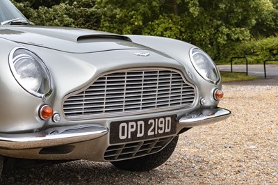 Lot 79 - 1966 Aston Martin DB6 Sports Saloon