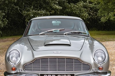Lot 79 - 1966 Aston Martin DB6 Sports Saloon