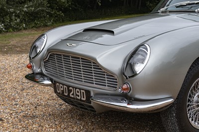 Lot 79 - 1966 Aston Martin DB6 Sports Saloon