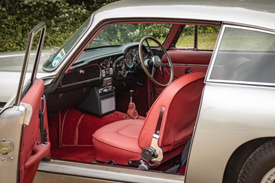 Lot 79 - 1966 Aston Martin DB6 Sports Saloon