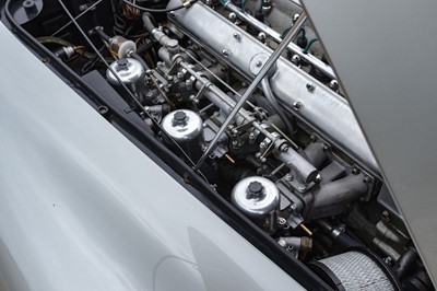 Lot 79 - 1966 Aston Martin DB6 Sports Saloon