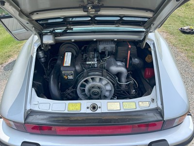 Lot 107 - 1989 Porsche 911 3.2 Targa Sport