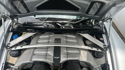 Lot 48 - 2004 Aston Martin DB9
