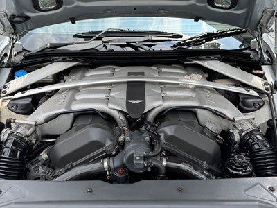 Lot 48 - 2004 Aston Martin DB9