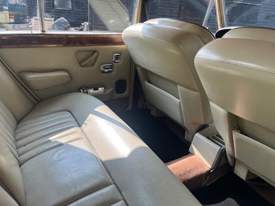 Lot 14 - 1977 Rolls-Royce Silver Shadow II