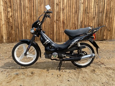 Lot 123 - 1998 Manet Korado