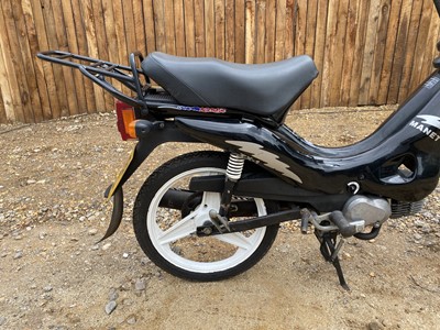 Lot 123 - 1998 Manet Korado