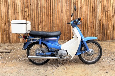 Lot 1987 Honda C90 Cub