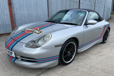 Lot 99 - 1999 Porsche 911 Carrera 4 Cabriolet